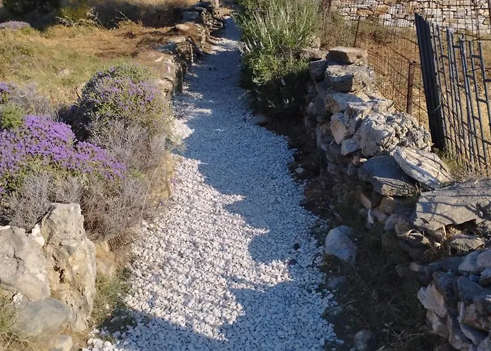 Σπίτι διακοπών πέτρινο σπιτάκι κοντά στη παραλία *